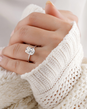 How to Keep Your Engagement Ring Safe | Home Insurance | An Post Insurance Insure Your Engagement Ring | Home Insurance | An Post Insurance