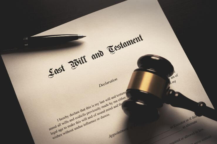 Last Will and Testament Persons will set on table with pen and gavel